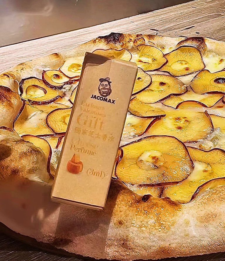Blue Cheese & Apple Pizza Perfume